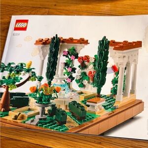 LEGO Garden Gazebo Display - Green, White, Brown, Pink, Red